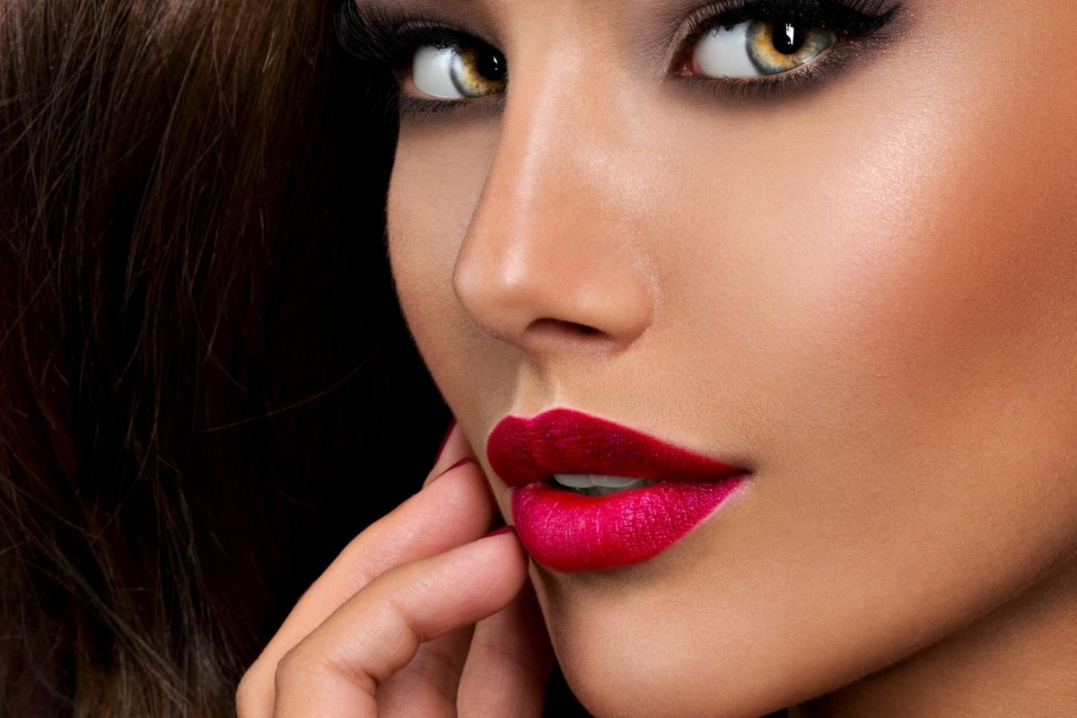 Redukcja Warg Sromowych W Antalyi