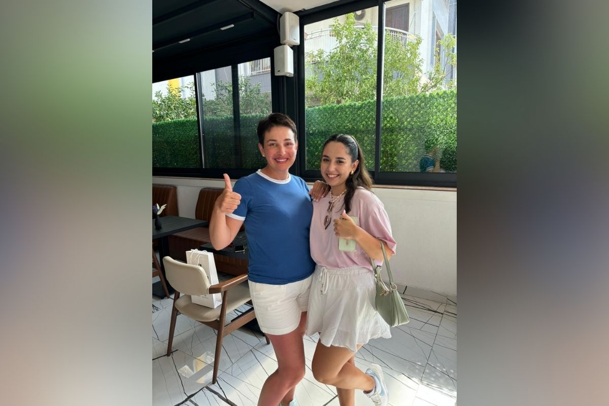 Upper Eyelid Surgery in Istanbul Happy Patient